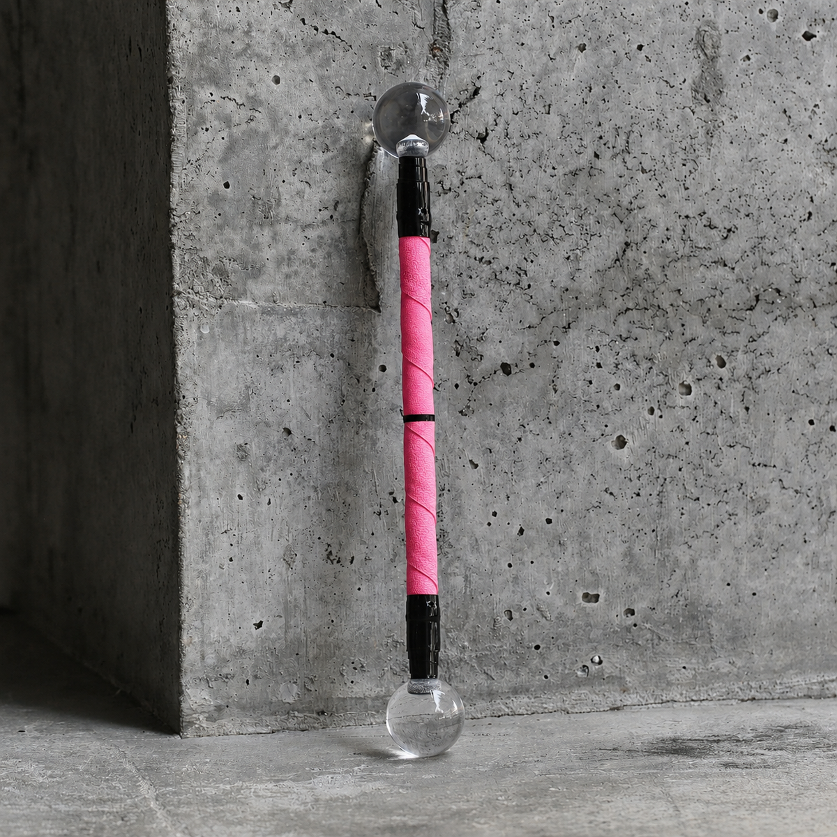 Finger Crystal Staff — Carbon Fibre + PMMA Flow Prop
